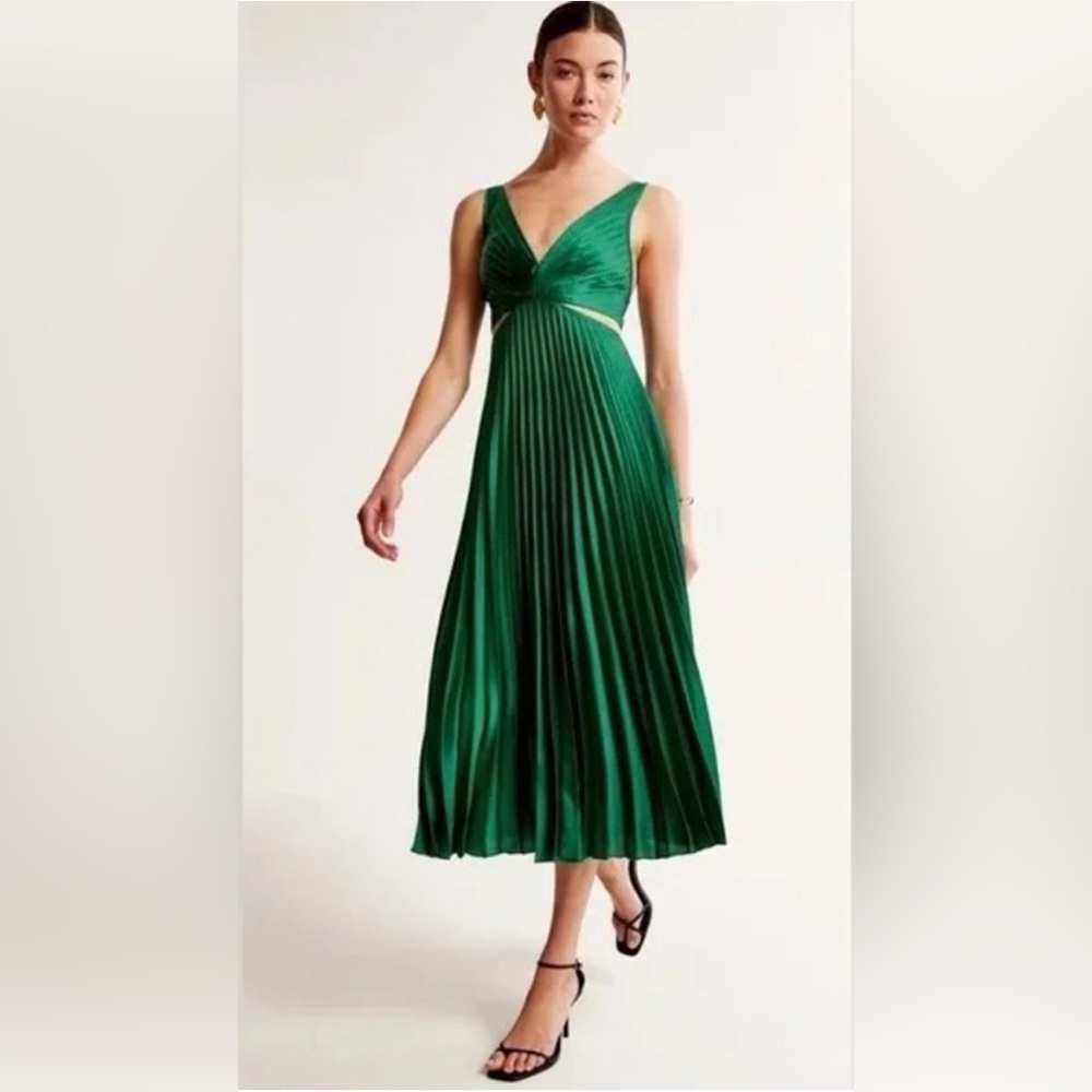 Abercrombie & Fitch NWT Green Cut Out Pleated Midi Dress - size XL
